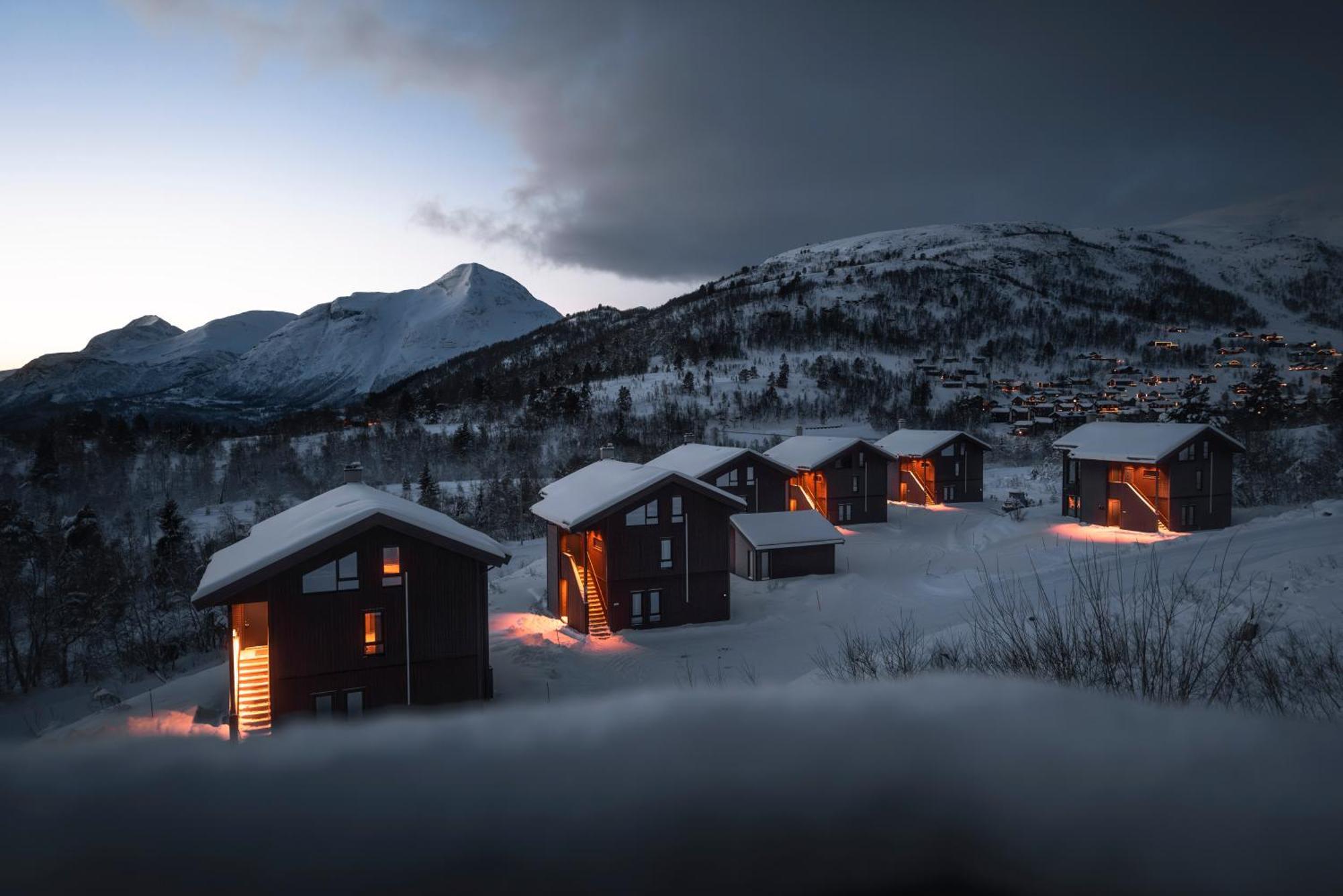 Nordic Charm Retreat With Sauna, Central To Strandafjellet Ski Resort & Geiranger Stranda  Luaran gambar