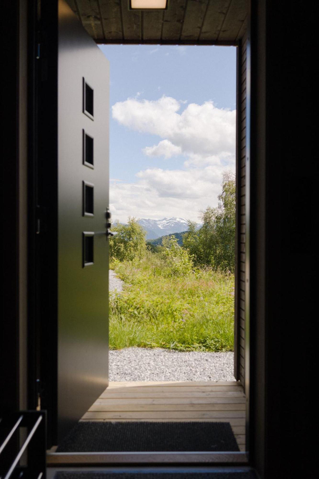 Nordic Charm Retreat With Sauna, Central To Strandafjellet Ski Resort & Geiranger Stranda  Luaran gambar
